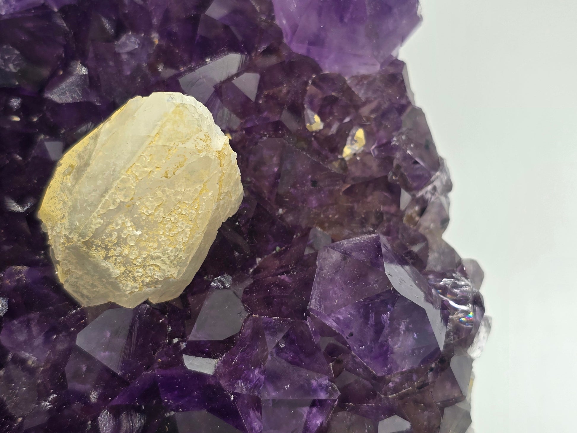 Rare Amethyst Cluster with Cacoxenite & Calcite – AAAA Grade 20x16x6cm | 2.76kg Healing Crystal Crystal Wellness
