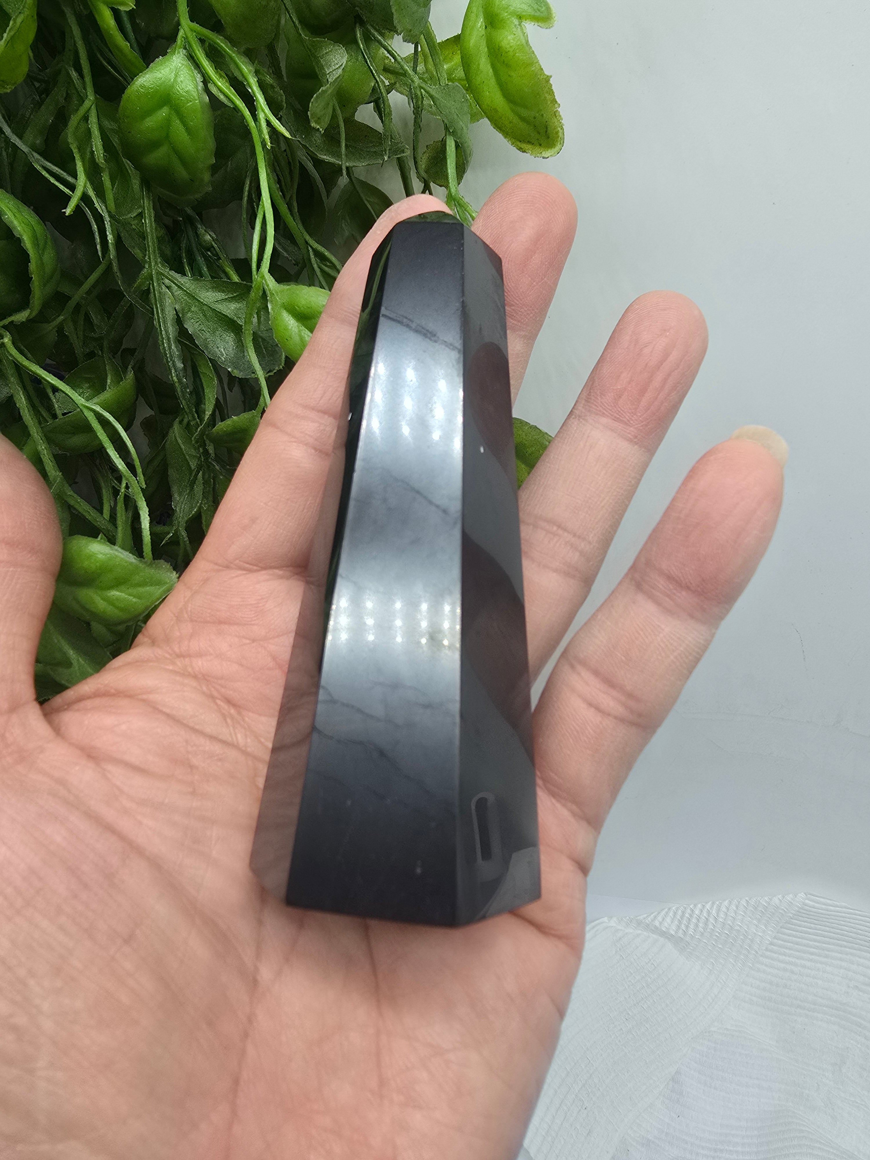 Shungite Obelisk Tower 108g Crystal Wellness