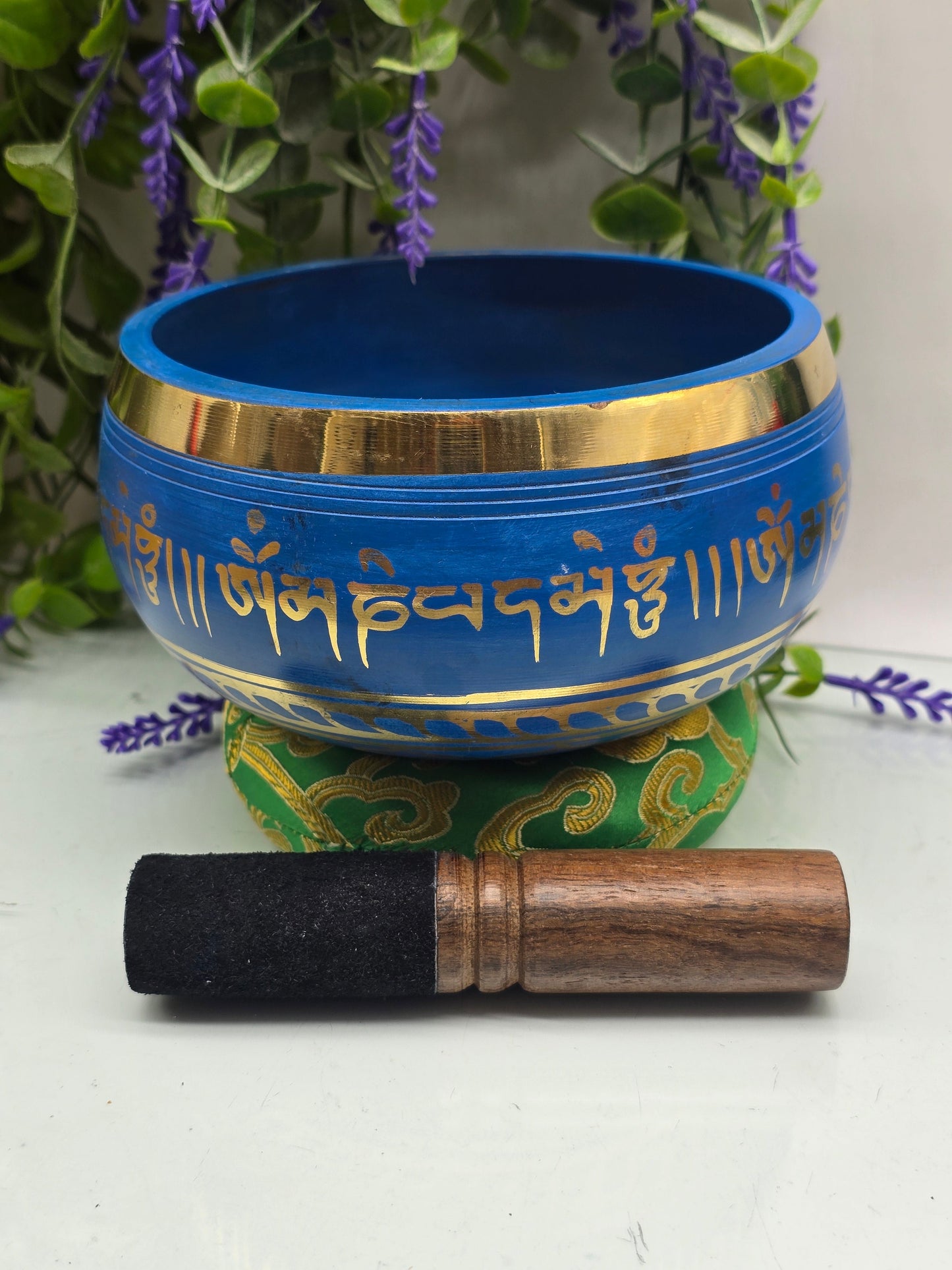 Tibetan Singing Bowl — 6 Inch | B Note | Crown Chakra |
“Royal Blue Crown of Spiritual Awakening” Crystal Wellness