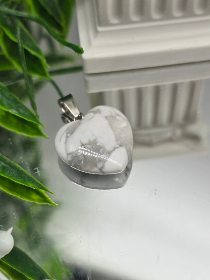 Varieties of Crystal Heart Pendant | Healing Crystal Necklace for Love, Balance & Daily Energy Crystal Wellness
