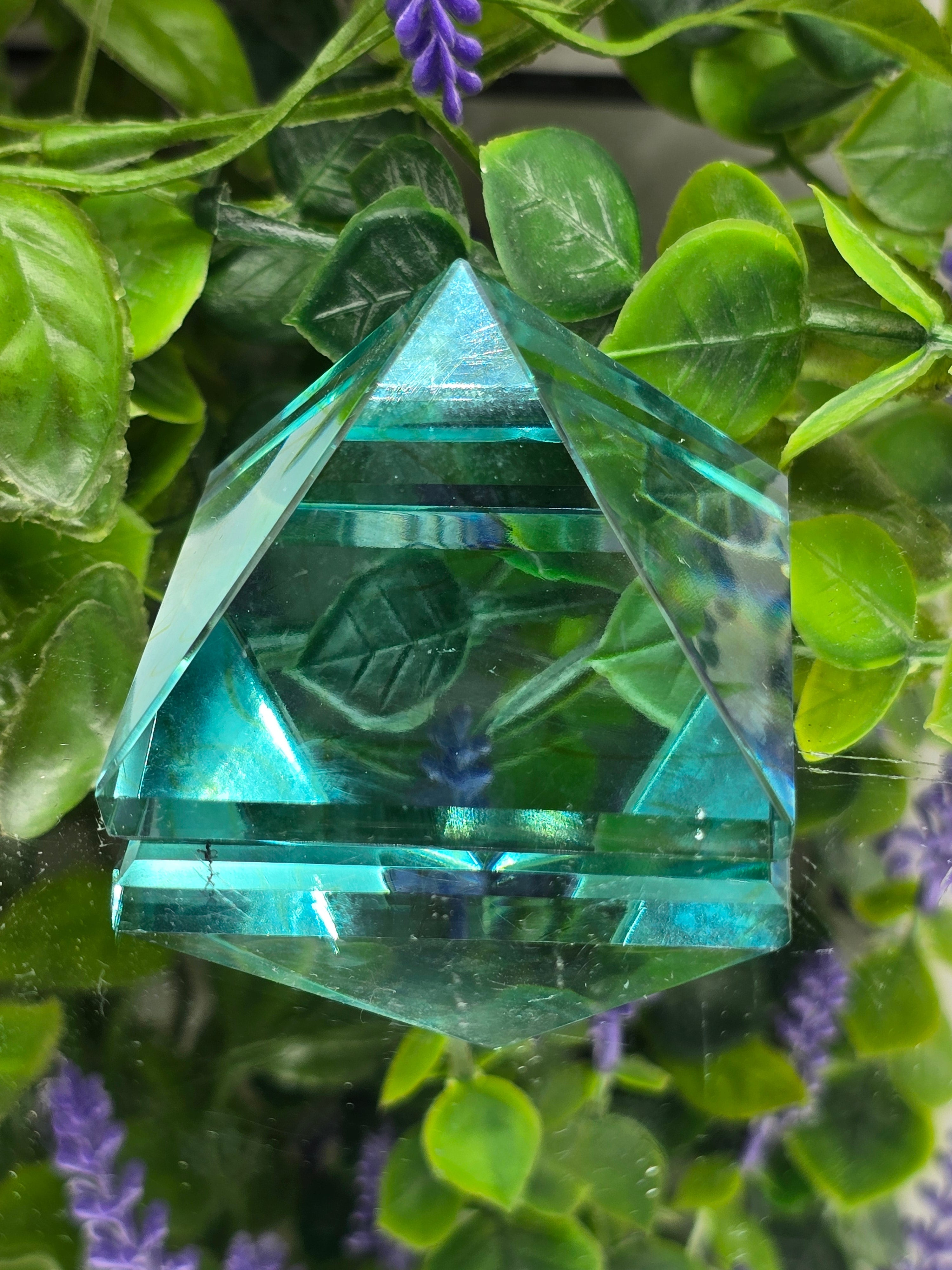 Blue Obsidian Pyramid – 5cm |Calm, Clarity & Inner Vision Crystal Wellness