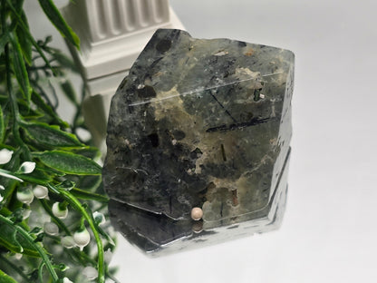 ✨ Prehnite Freeform – 181g | 5 × 5 × 5 cm Crystal Wellness
