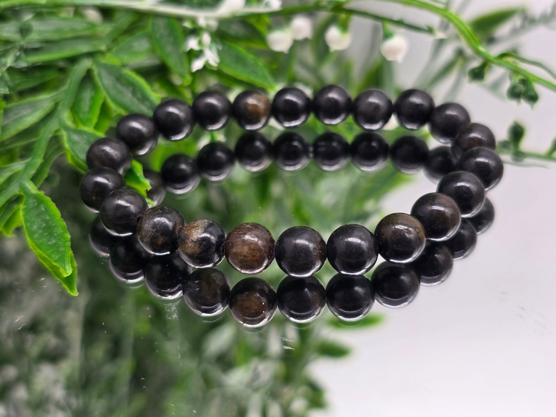 Genuine Isua Stone Bracelet from Greenland – One of Earth’s Oldest Stones | Power, Balance & Root Chakra Healing Crystal Wellness