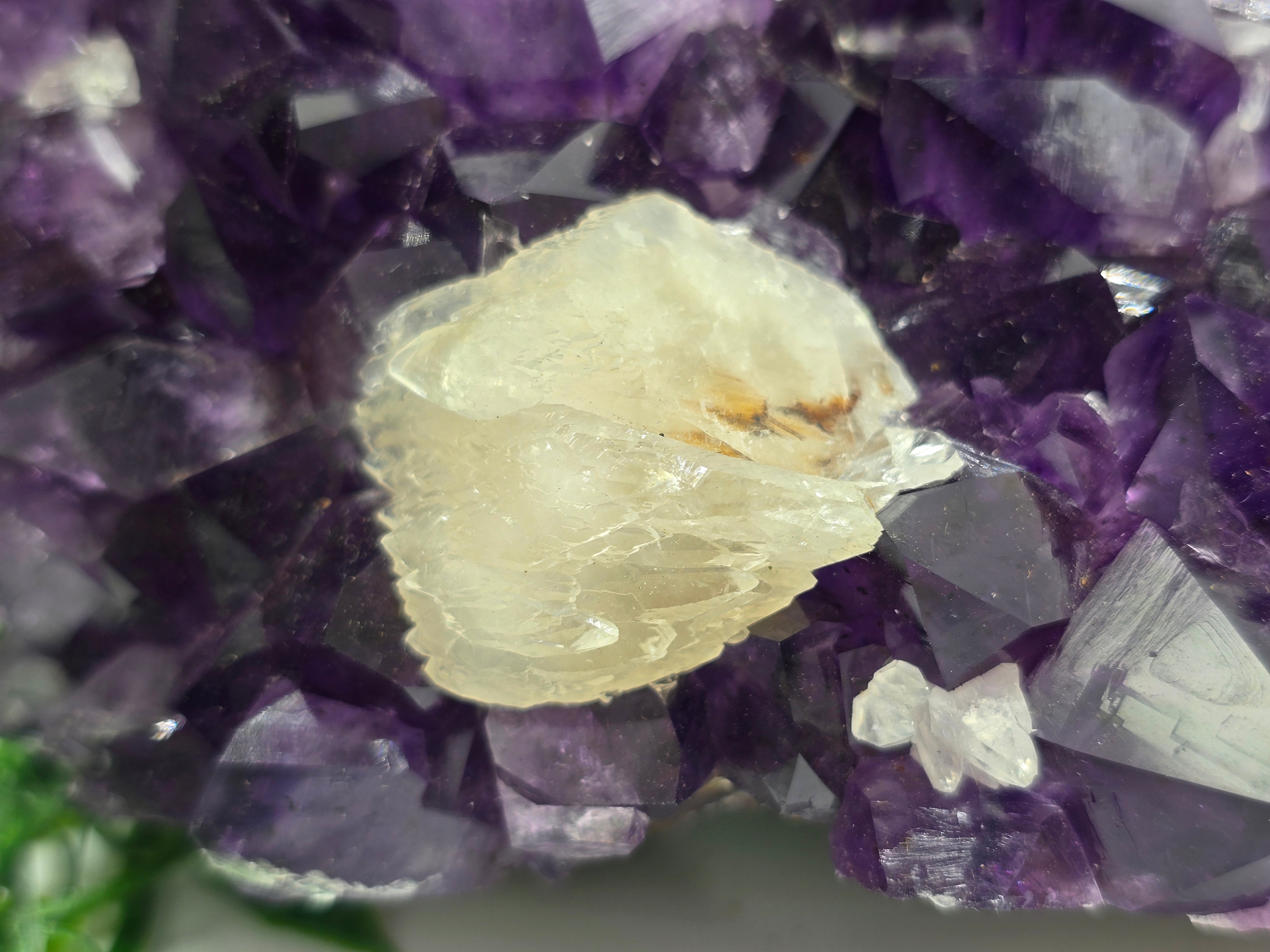 Amethyst Cluster with Calcite – Rare-AAAA Grade, 2kg Crystal Wellness