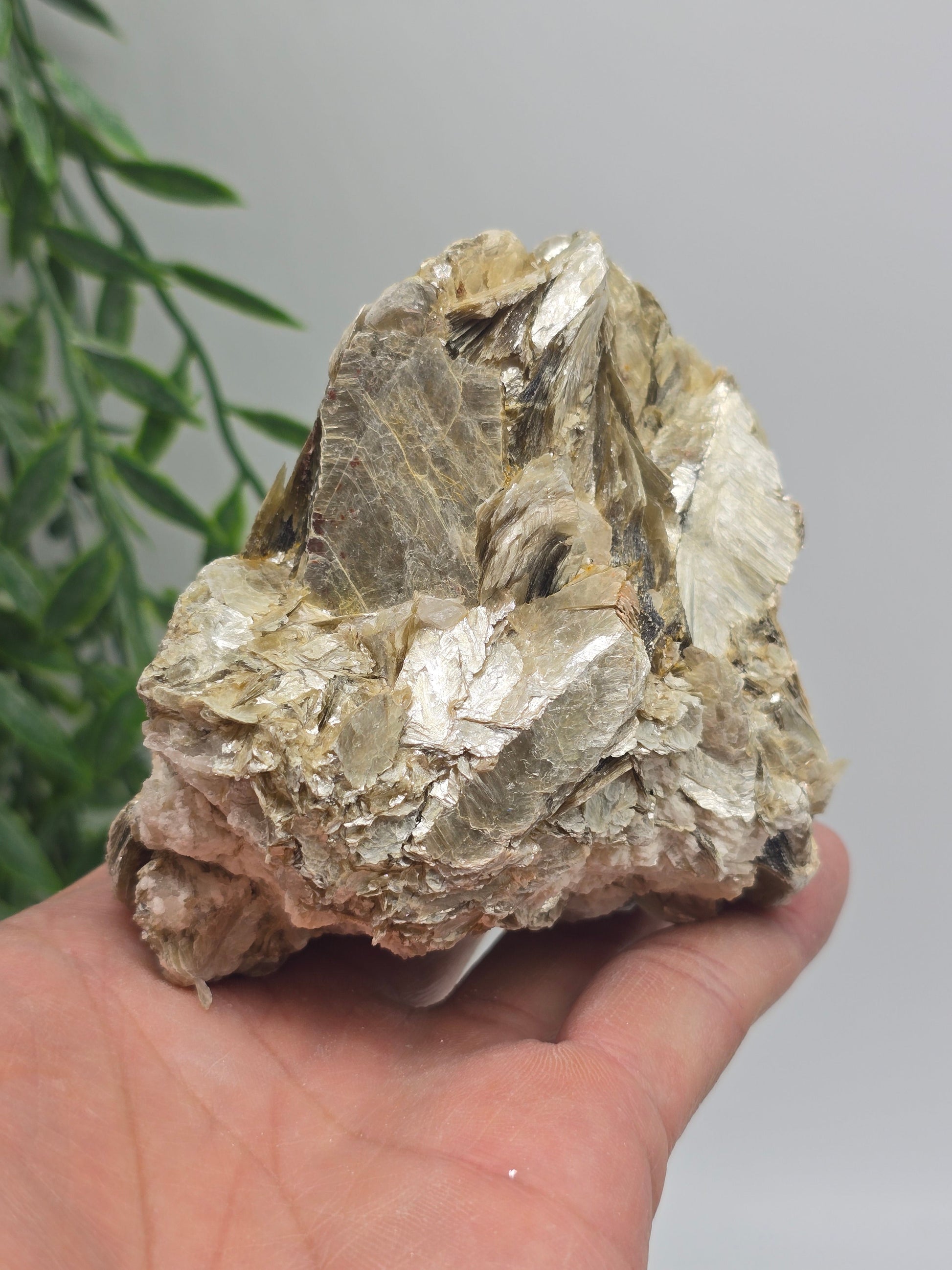 Rare Mica with Calcite Crystal – Healing Stone for Clarity, Protection & Transformation (9x9x5cm | 0.5kg) Crystal Wellness