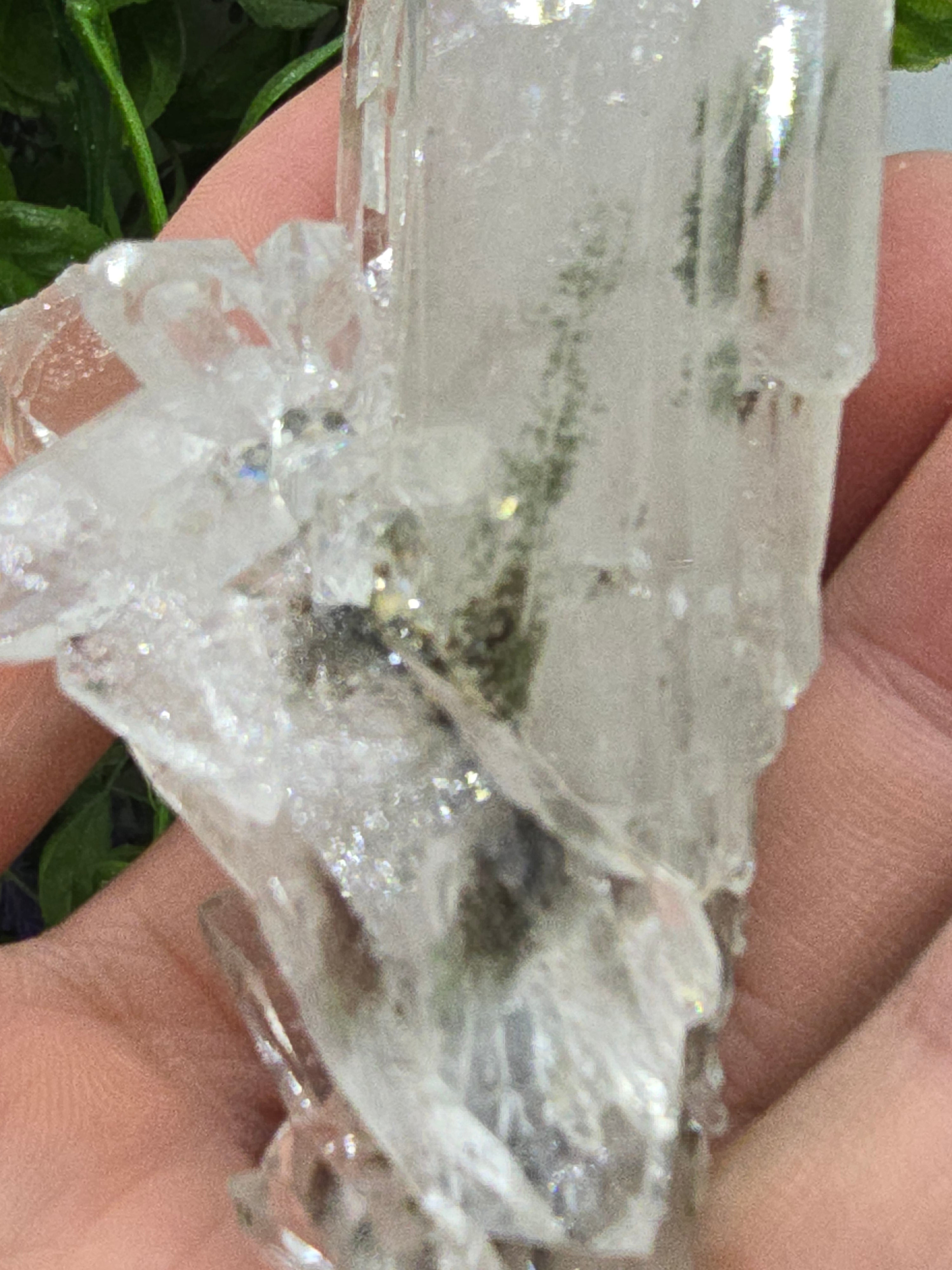 BLACK AND GREEN PHANTOM QUARTZ – “Protection & Renewal” – 12×5×3 cm Crystal Wellness