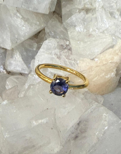 Iolite Round Solitaire Ring in 18ct Gold Vermeil – Size 3 (Vision, Intuition, and Spiritual Awakening) Crystal Wellness