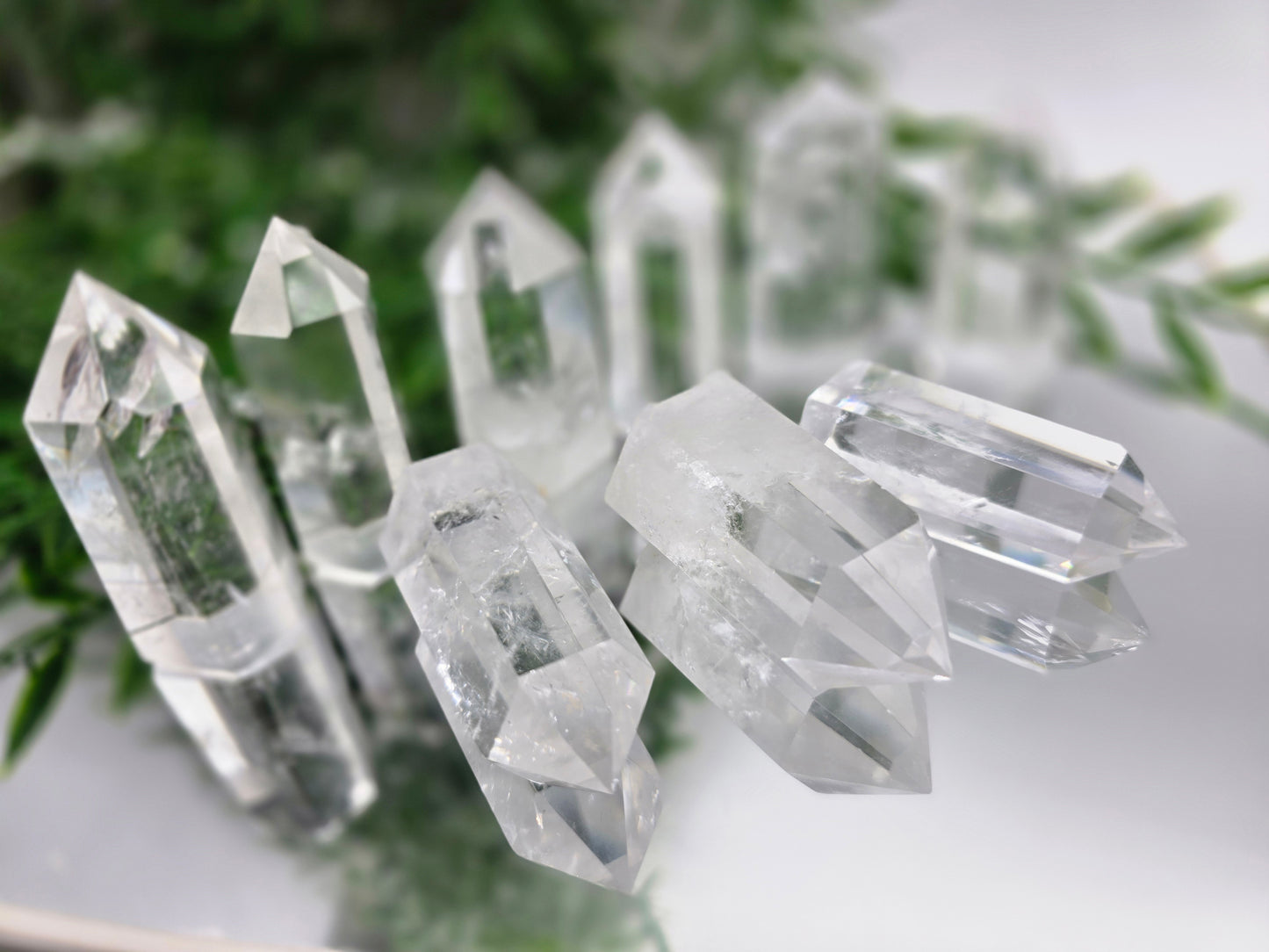 Clear Quartz AAA Generator