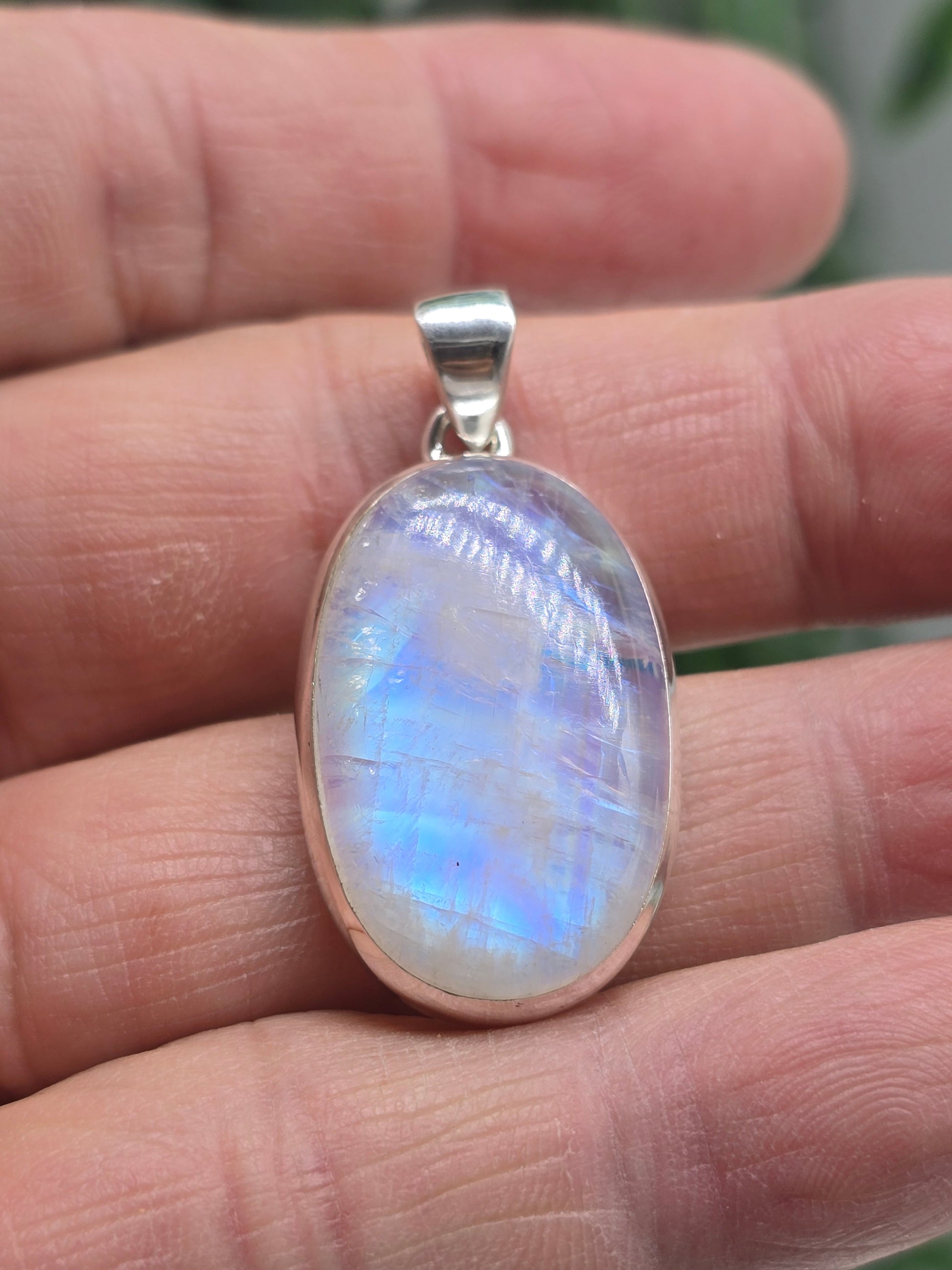 Natural Blue Fire Moonstone 925 Sterling Silver Pendant 30 × 20mm (Stone of New Beginnings, Intuition & Feminine Energy) Crystal Wellness