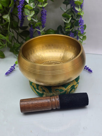 Tibetan Singing Bowl — 5.5 Inch | B Note | Crown Chakra |
"Divine Consciousness” Crystal Wellness