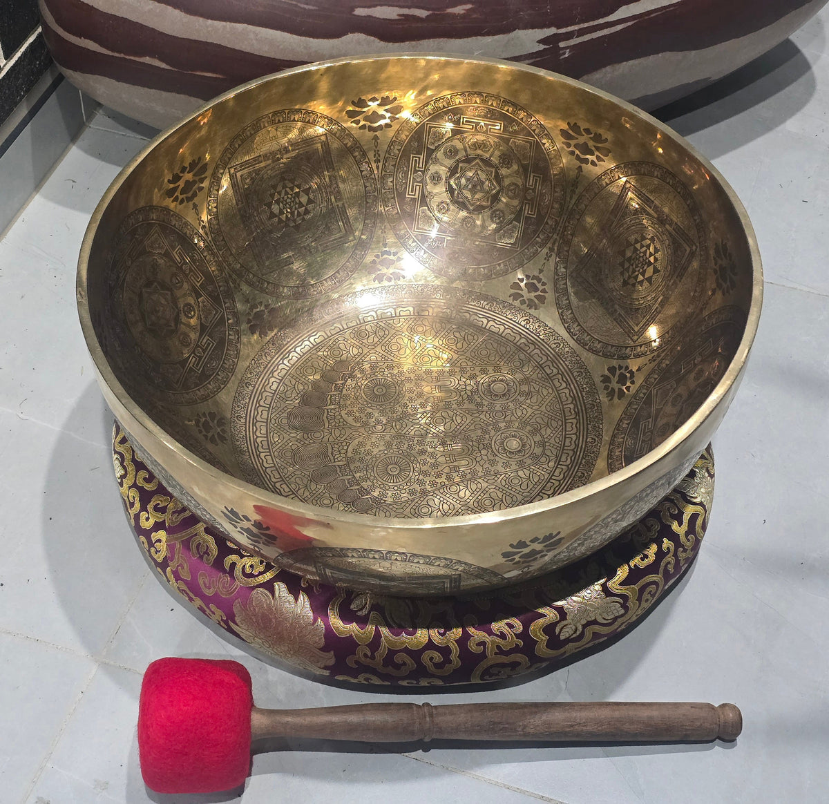 Extra Large Singing Bowl With Buddha Foot And Om Symbol Design Handcrafted With AAA Thick Material And High Quality 45cm, 17inch Crystal Wellness