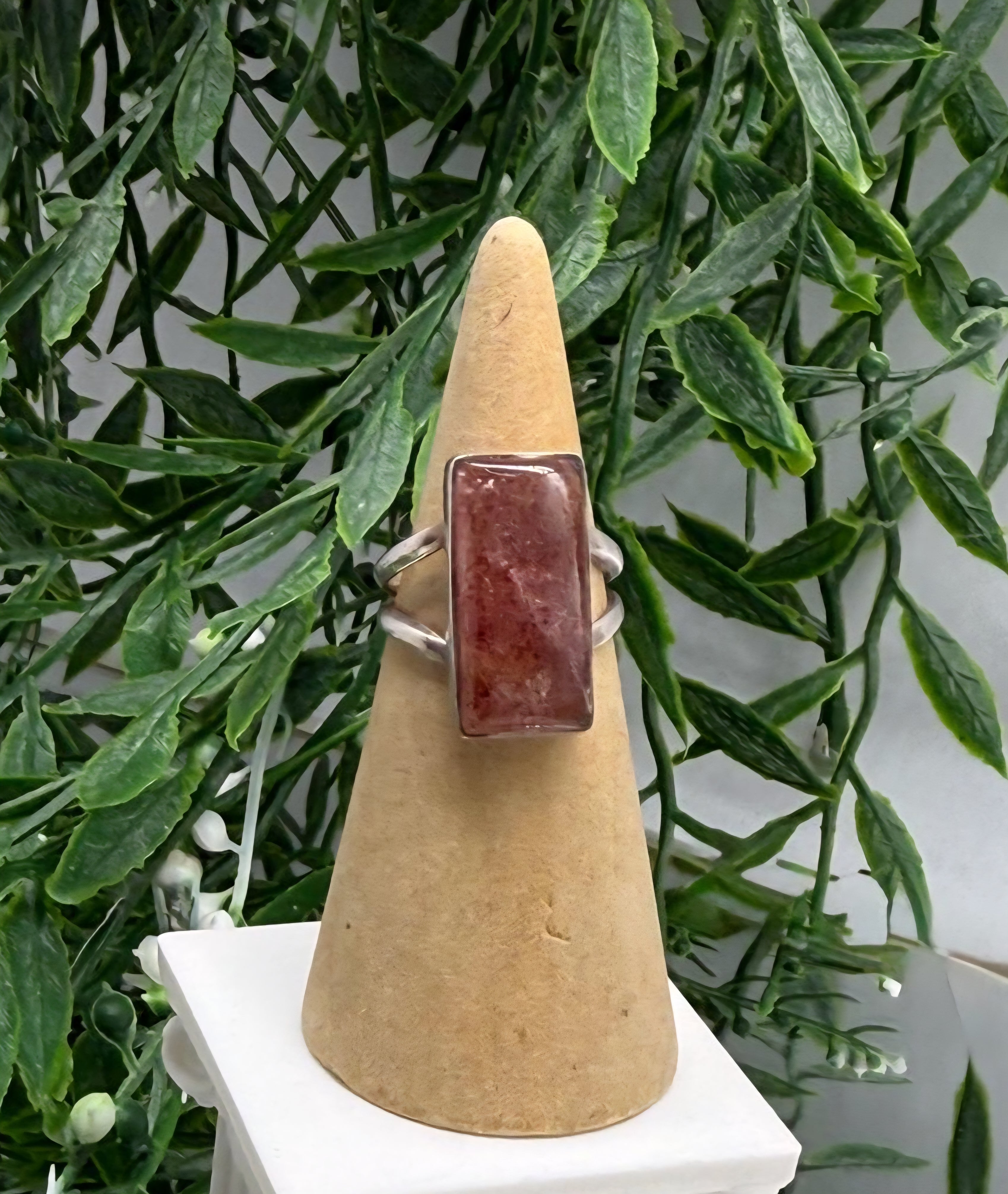 Strawberry Quartz Heart Radiance Ring – 925 Sterling Silver (Size 6.5) Crystal Wellness