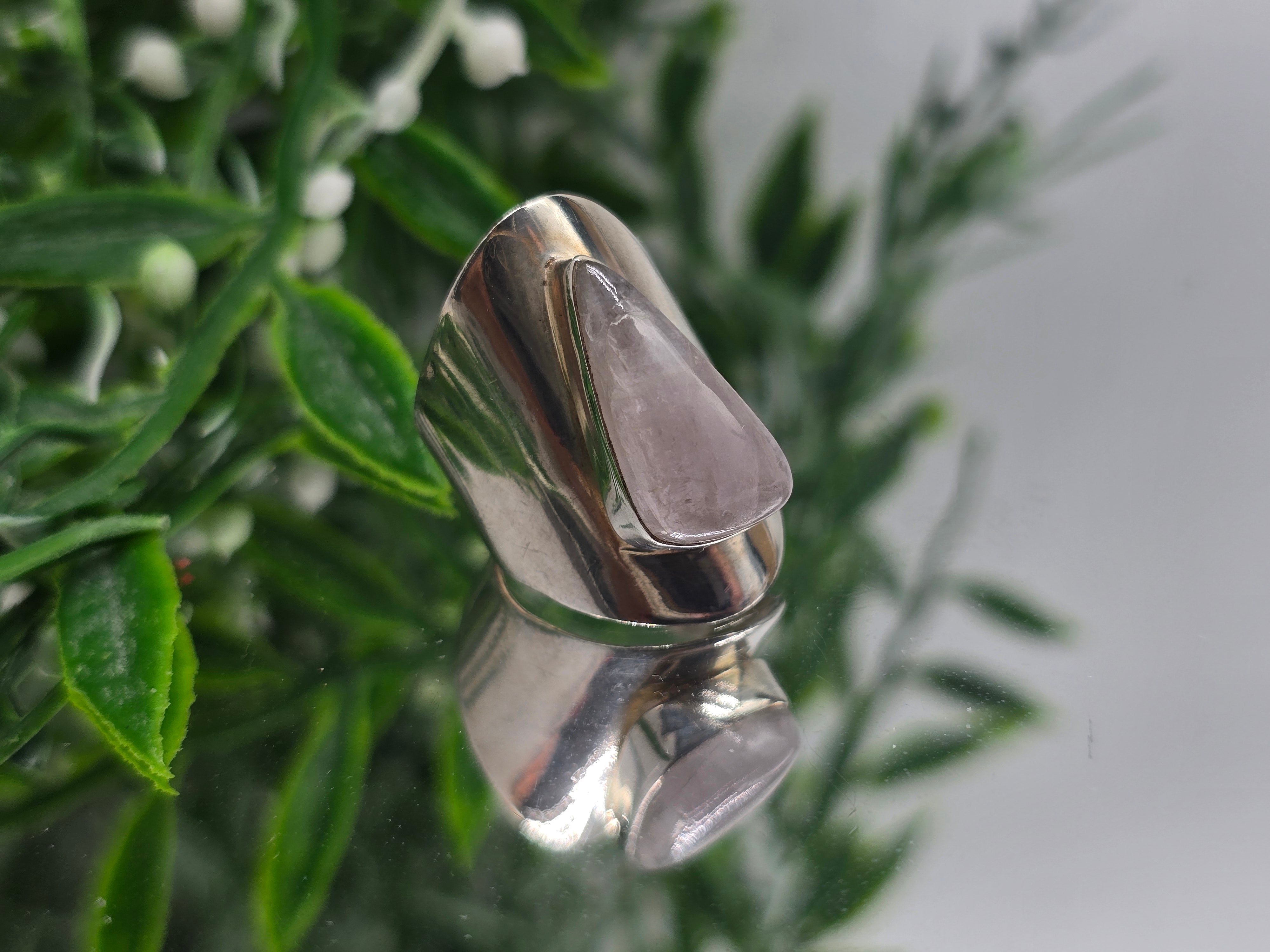 Kunzite Sterling Silver Ring – Size 7 Crystal Wellness
