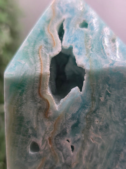 Caribbean Blue Calcite Point 19x6.5cm (Stone of Tranquil Clarity & Emotional Renewal) Crystal Wellness