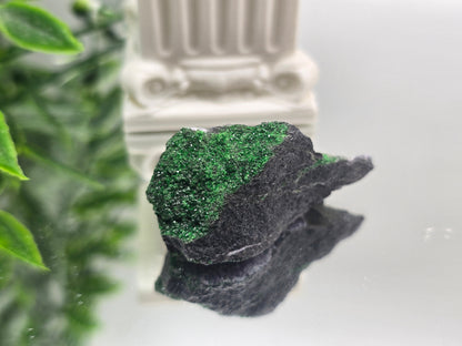 Uvarovite Rare AAA 43 × 21 × 18 mm (Stone of Abundant Heart & Prosperity) Crystal Wellness