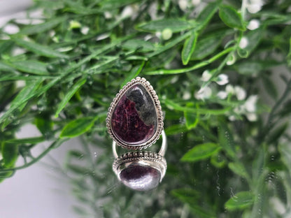 Eudialyte 925 Sterling Silver Ring (Size 9) – Stone of Love, Life Force & Emotional Healing Crystal Wellness