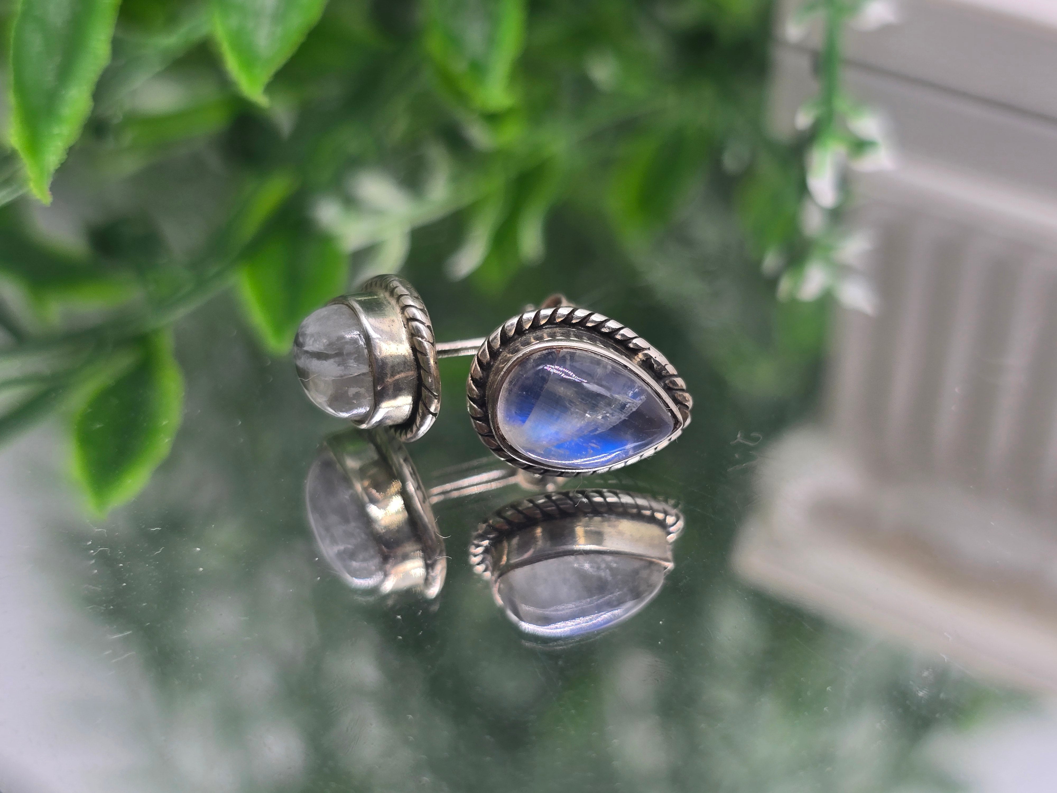 Rainbow Moonstone 925 Sterling Silver Studs – Teardrop Vintage Rope Frame 8x7mm Crystal Wellness