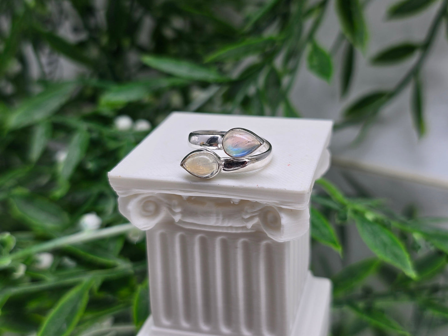 Moonstone 925 Sterling Silver Adjustable Ring – Stone of New Beginnings, Intuition & Divine Feminine Energy Crystal Wellness