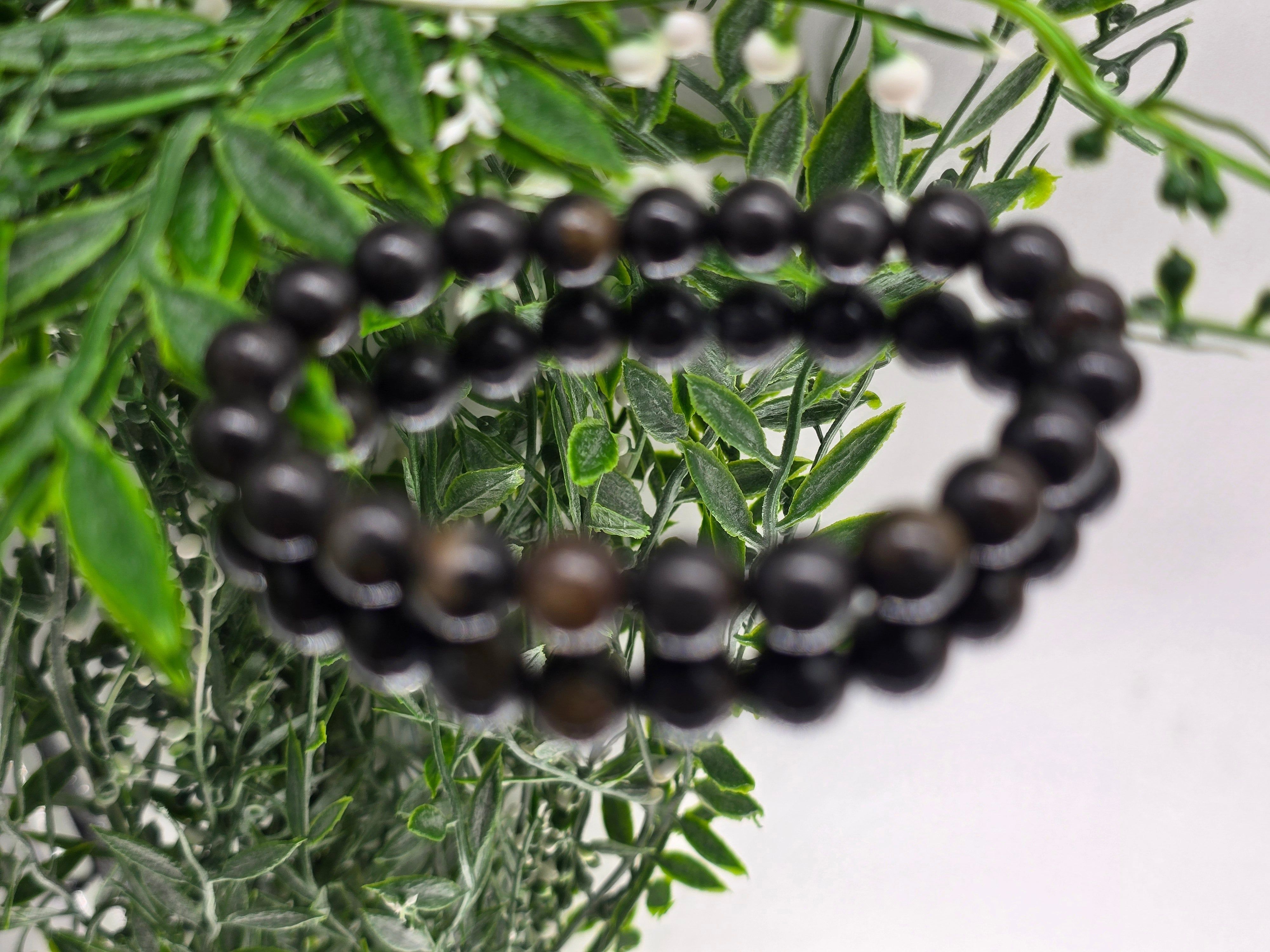 Genuine Isua Stone Bracelet from Greenland – One of Earth’s Oldest Stones | Power, Balance & Root Chakra Healing Crystal Wellness