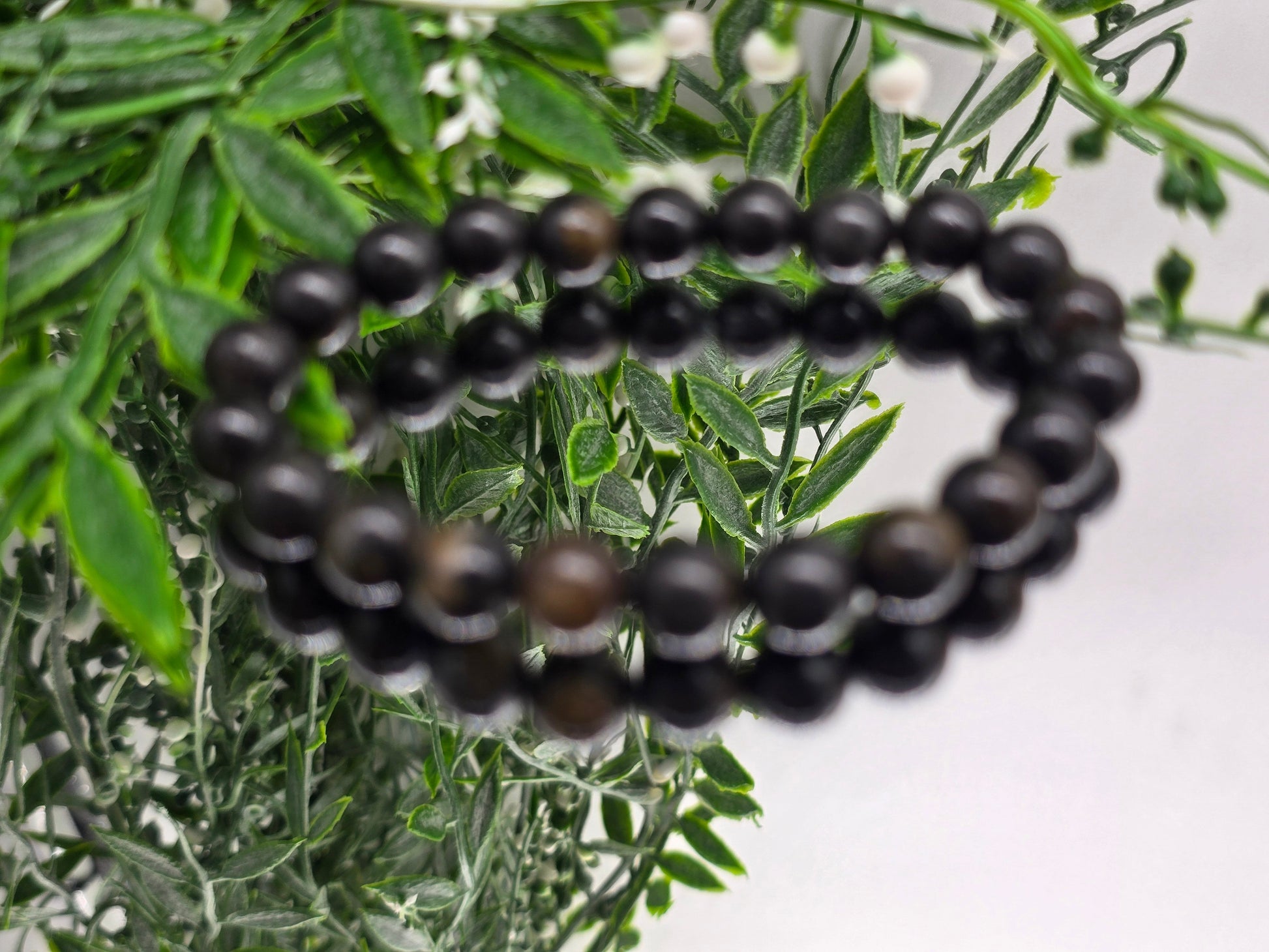Genuine Isua Stone Bracelet from Greenland – One of Earth’s Oldest Stones | Power, Balance & Root Chakra Healing Crystal Wellness