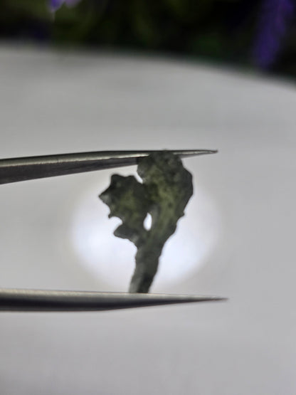 Natural Moldavite 0.9g – Cosmic Transformation Tektite Crystal Wellness
