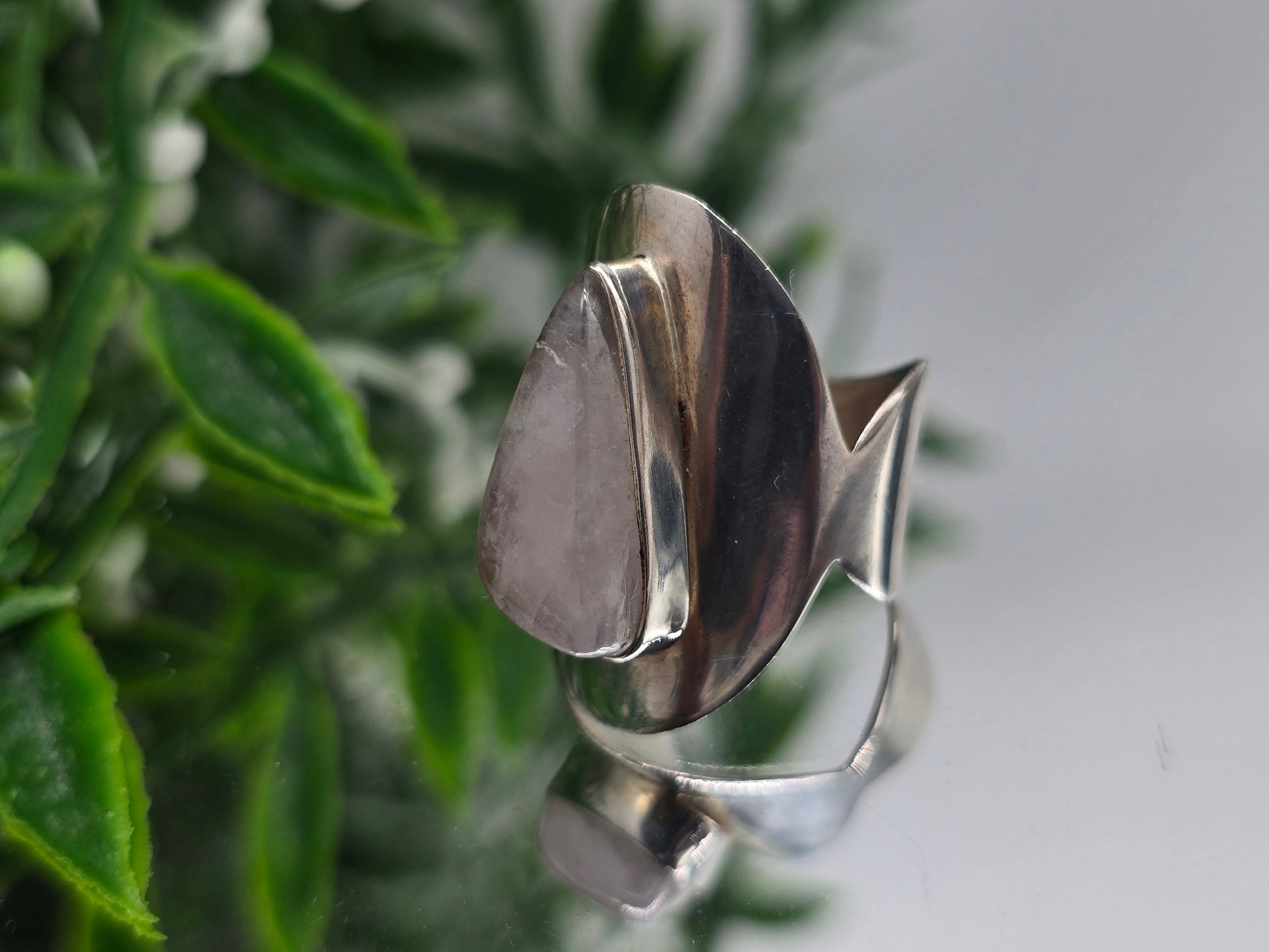Kunzite Sterling Silver Ring – Size 7 Crystal Wellness