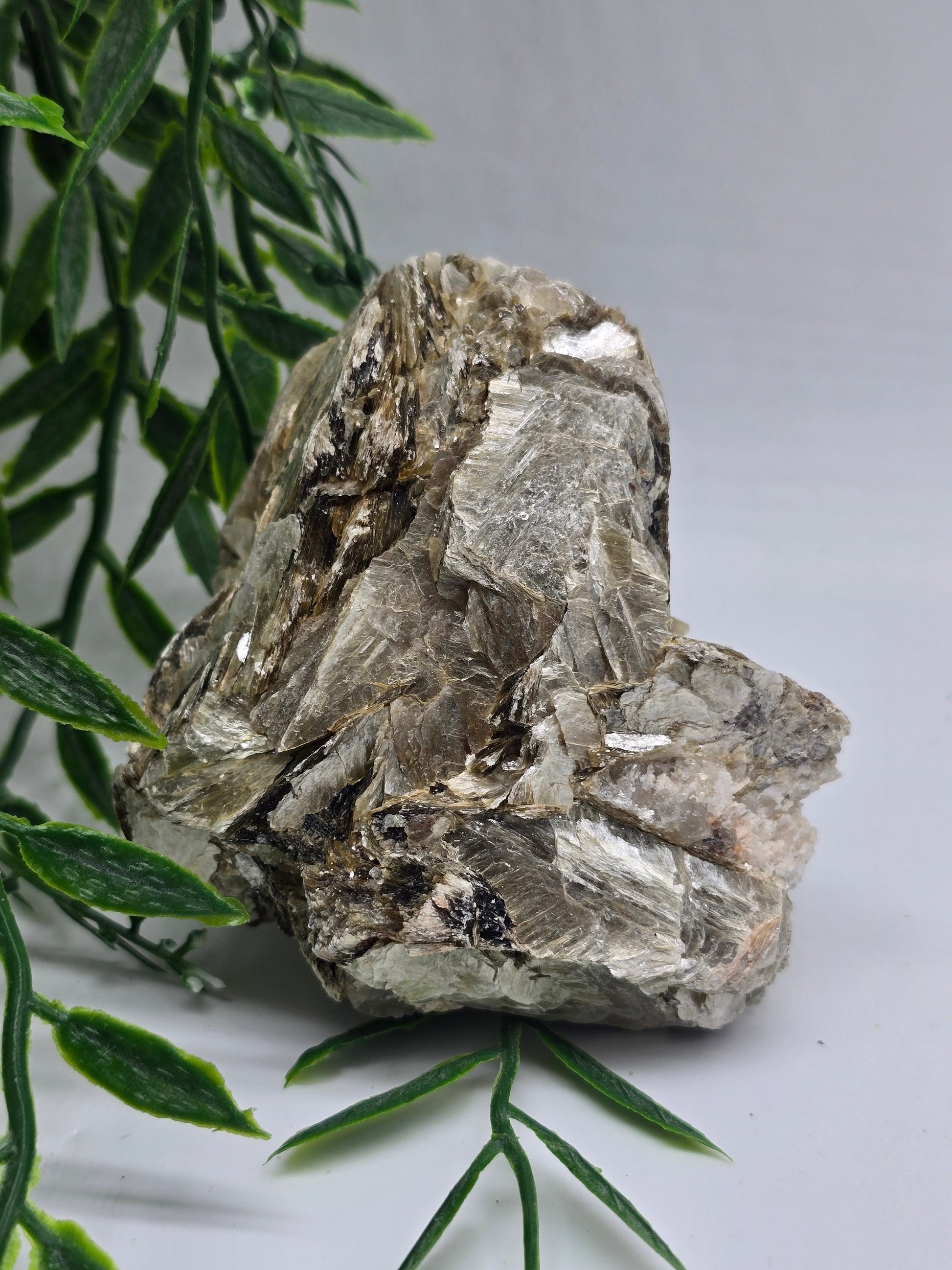 Rare Mica with Calcite Crystal – Healing Stone for Clarity, Protection & Transformation (9x9x5cm | 0.5kg) Crystal Wellness