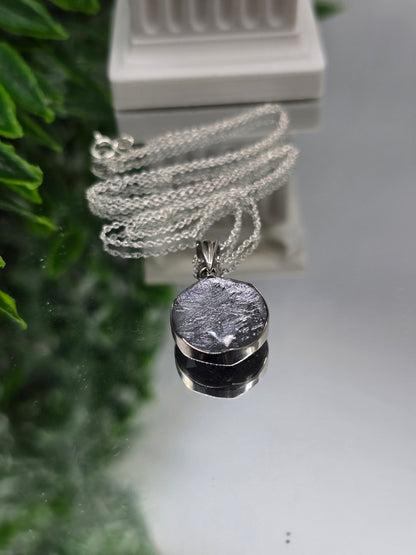 Munionalusta Meteorite Round Pendant 15mm – Swedish Iron Meteorite – Cosmic Protection, Grounding & Spiritual Awakening Crystal Wellness