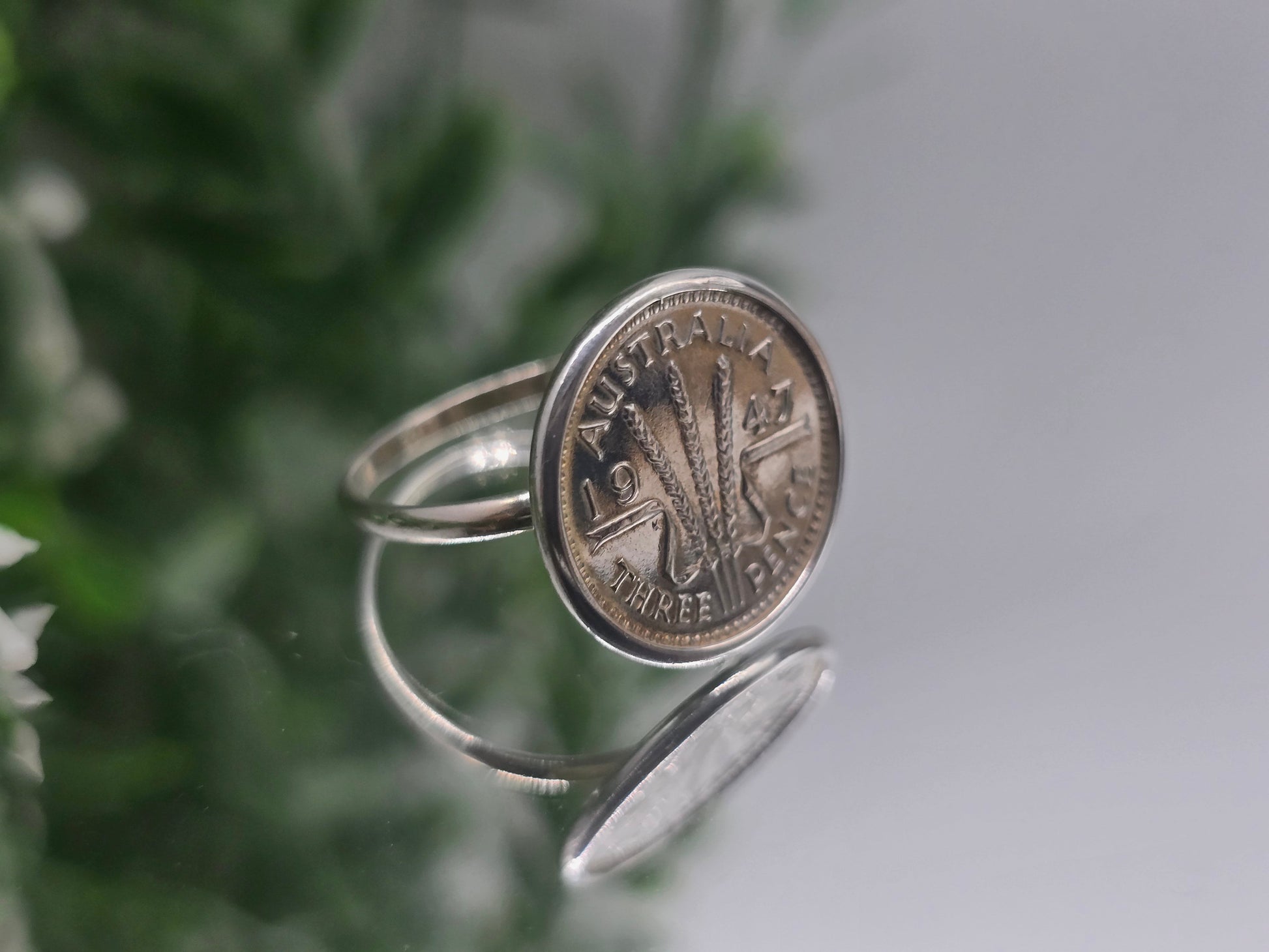 Historic 1947 Australian Threepence Silver Coin Ring – Size 8 Crystal Wellness