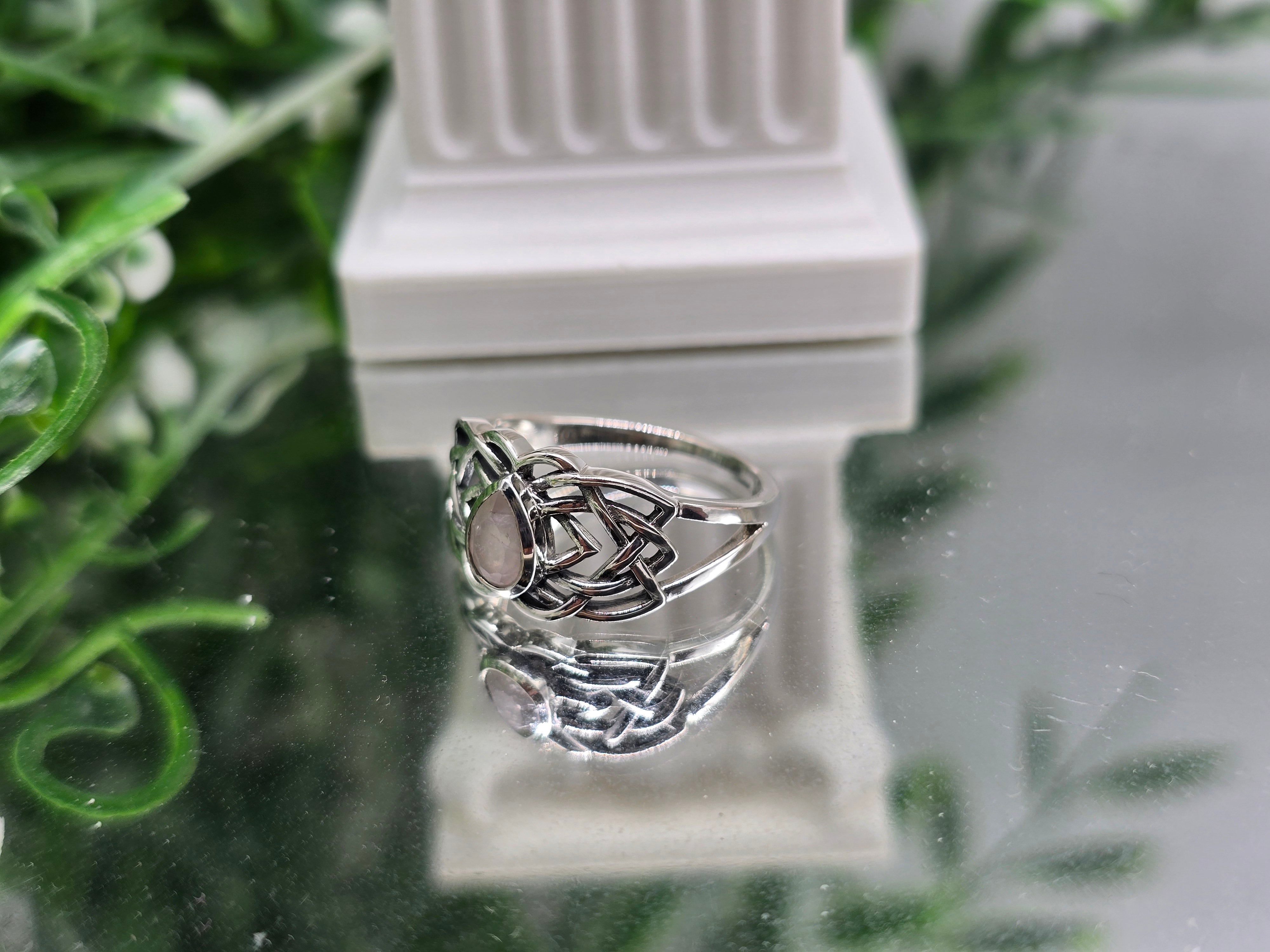 Rose Quartz Faceted 925 Sterling Silver Ring Size 7 |
Stone of Love, Self-Love & Emotional Healing Crystal Wellness