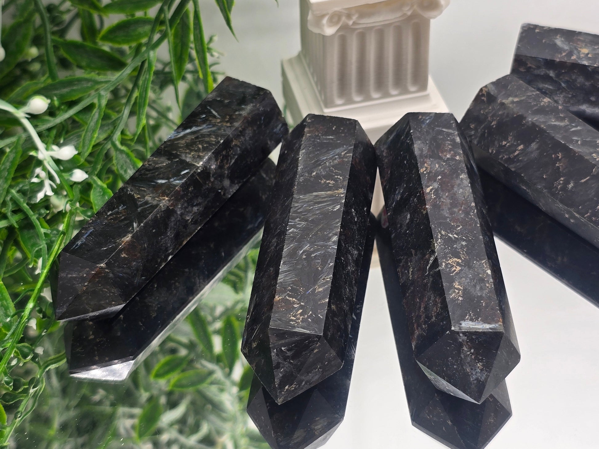 🌟 Astrophyllite Cosmic Tower – “Star-Leaf of Healing Light” Crystal Wellness