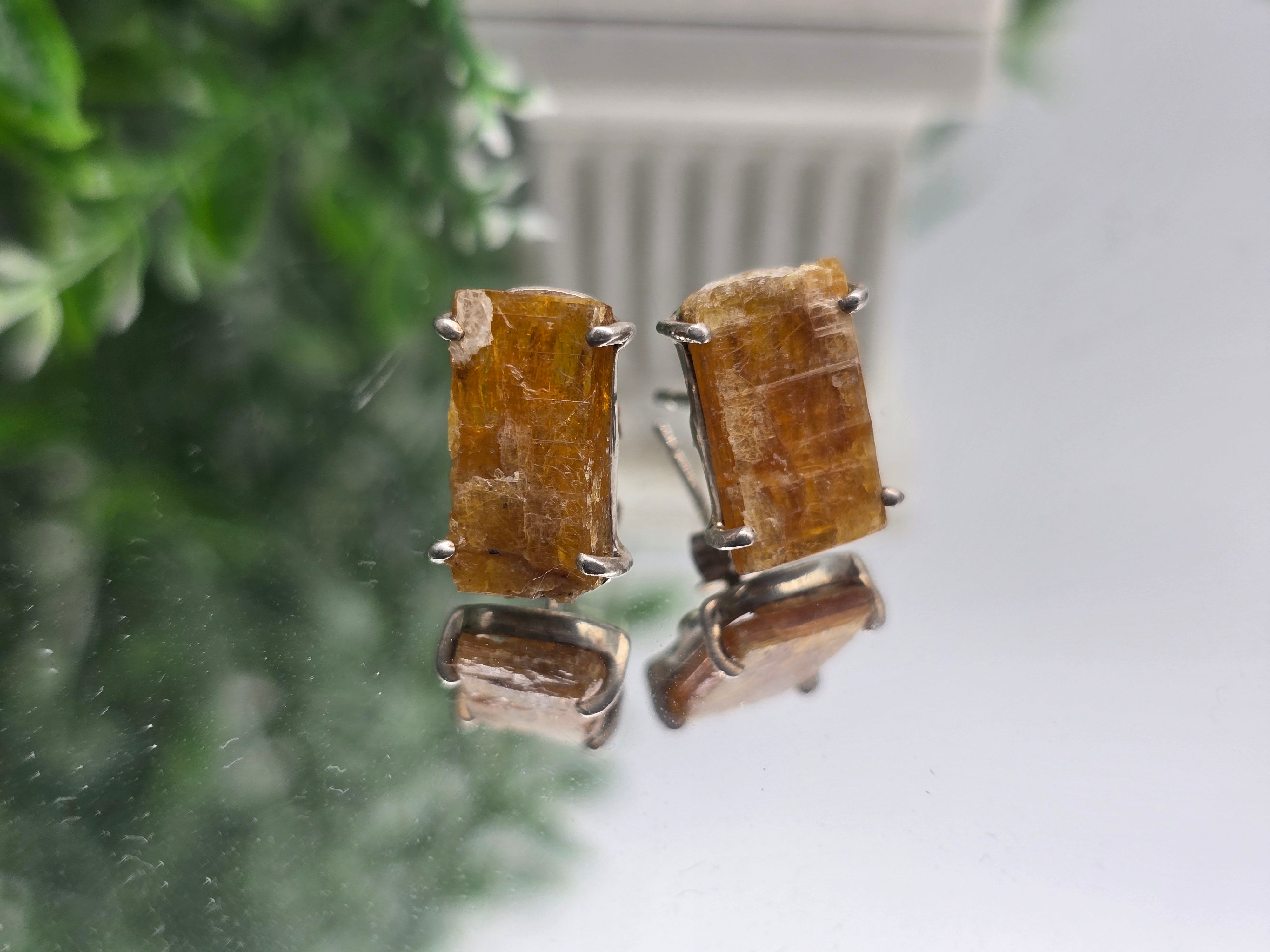 Orange Kyanite 925 Sterling Silver Stud Crystal Wellness