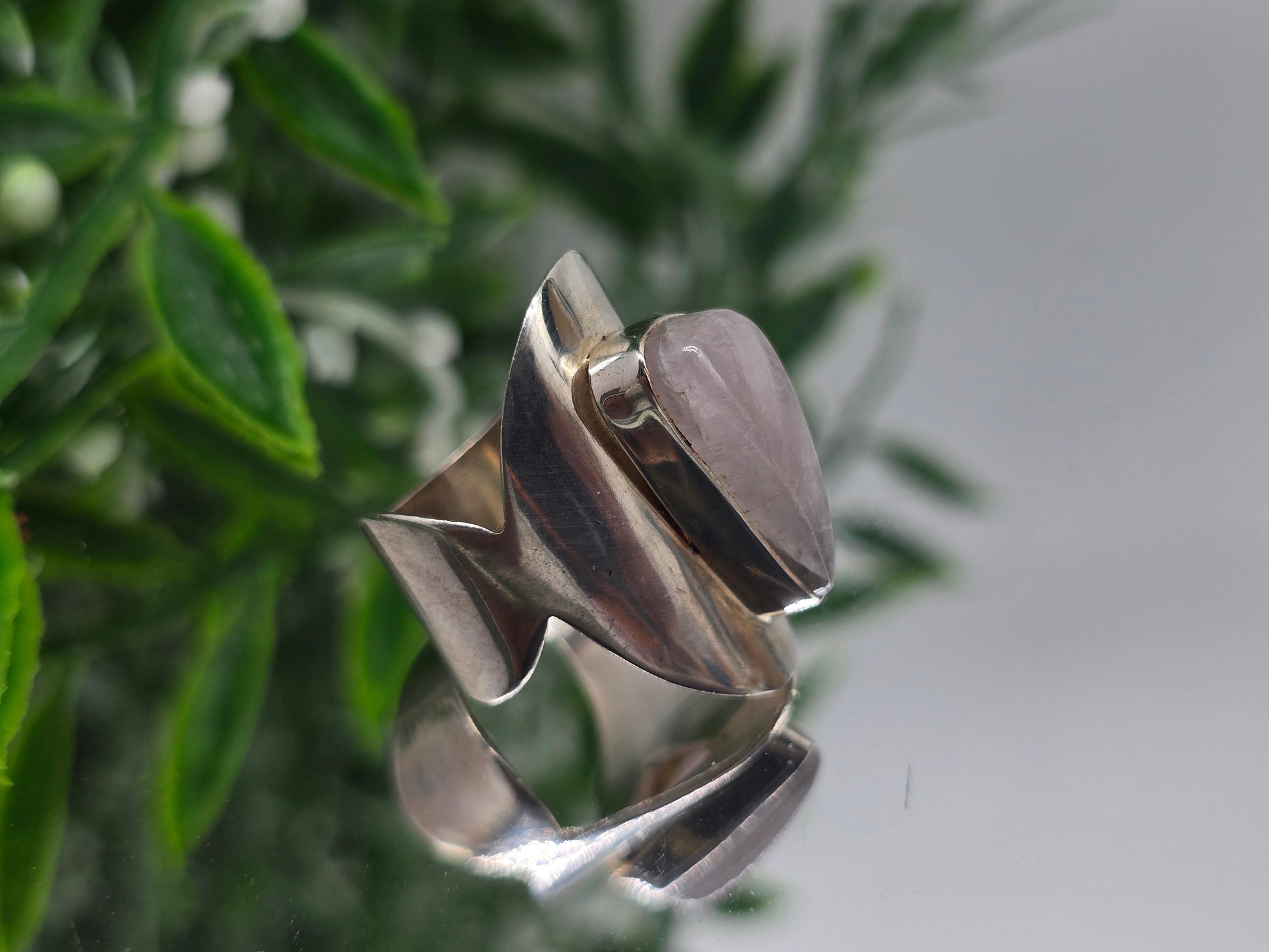Kunzite Sterling Silver Ring – Size 7 Crystal Wellness