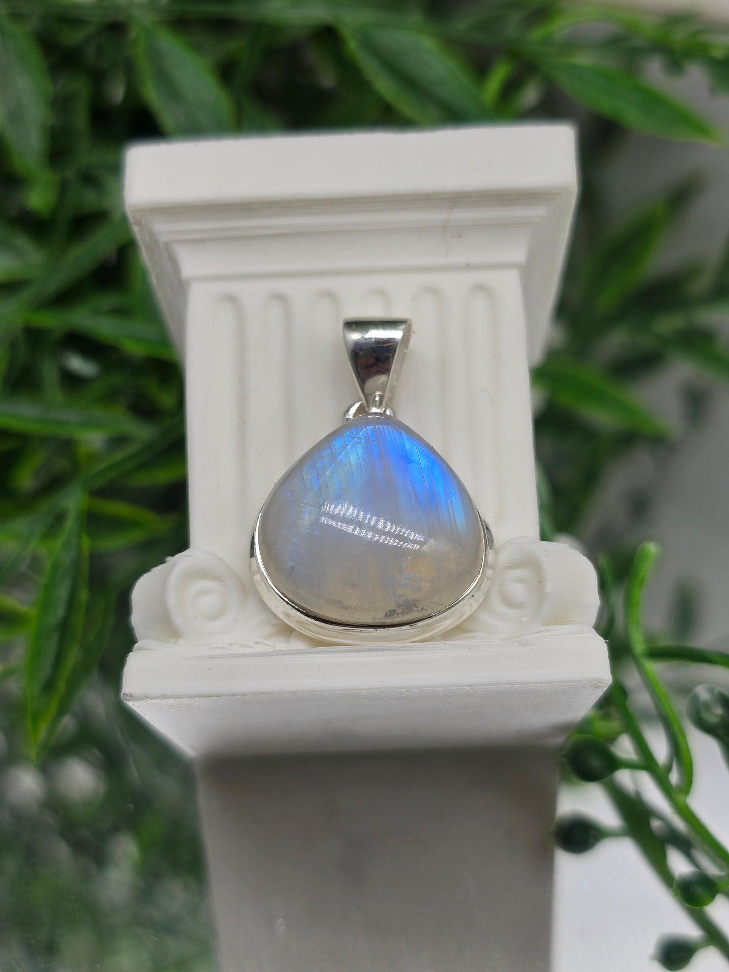 Premium Blue Fire Moonstone Pendant — Stone of Intuition, Emotional Balance & New Beginnings Crystal Wellness