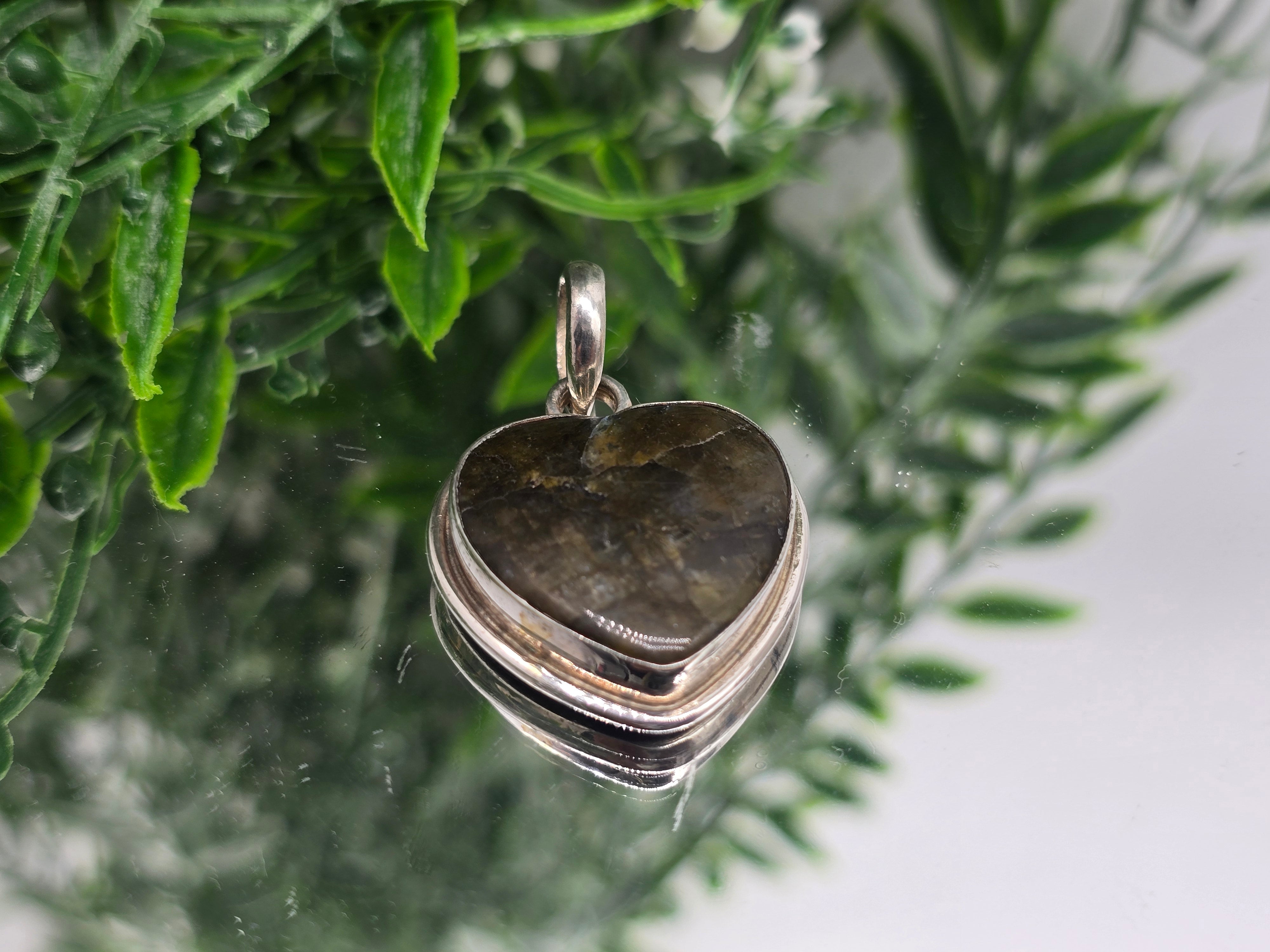 Labradorite Heart Pendant 925 Sterling Silver – Transformation, Protection & Intuition Crystal Necklace Crystal Wellness