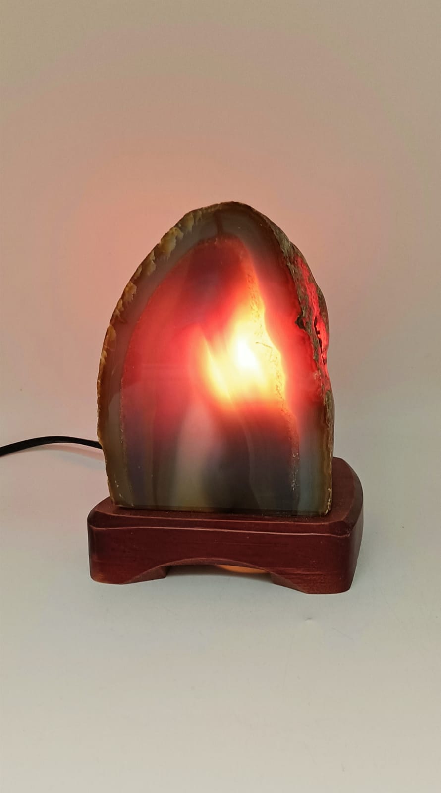 Brown Agate Lamp 1157g Crystal Wellness