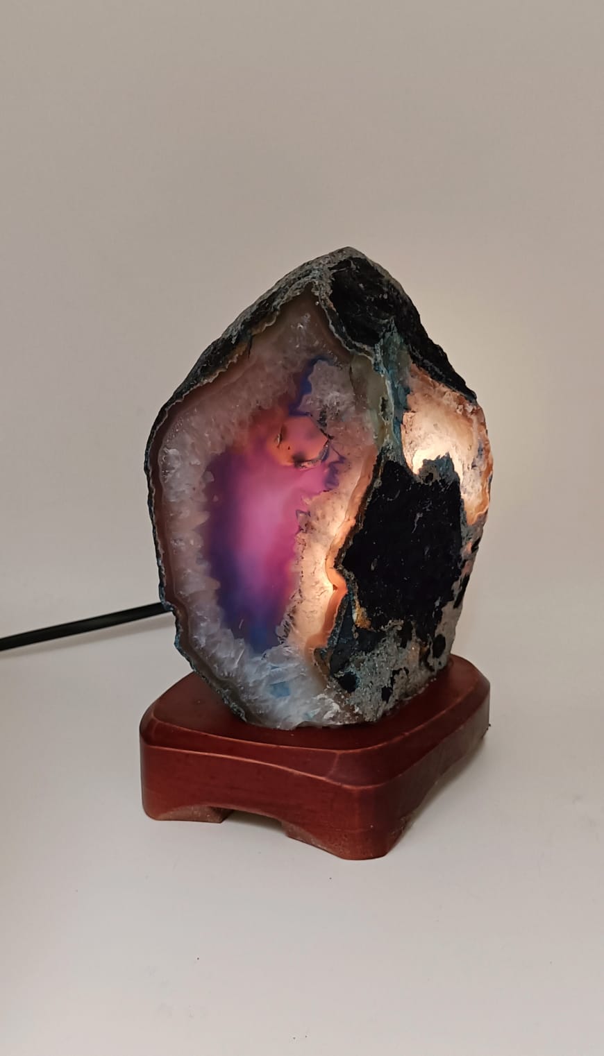 Blue Agate Lamp 1744g Crystal Wellness