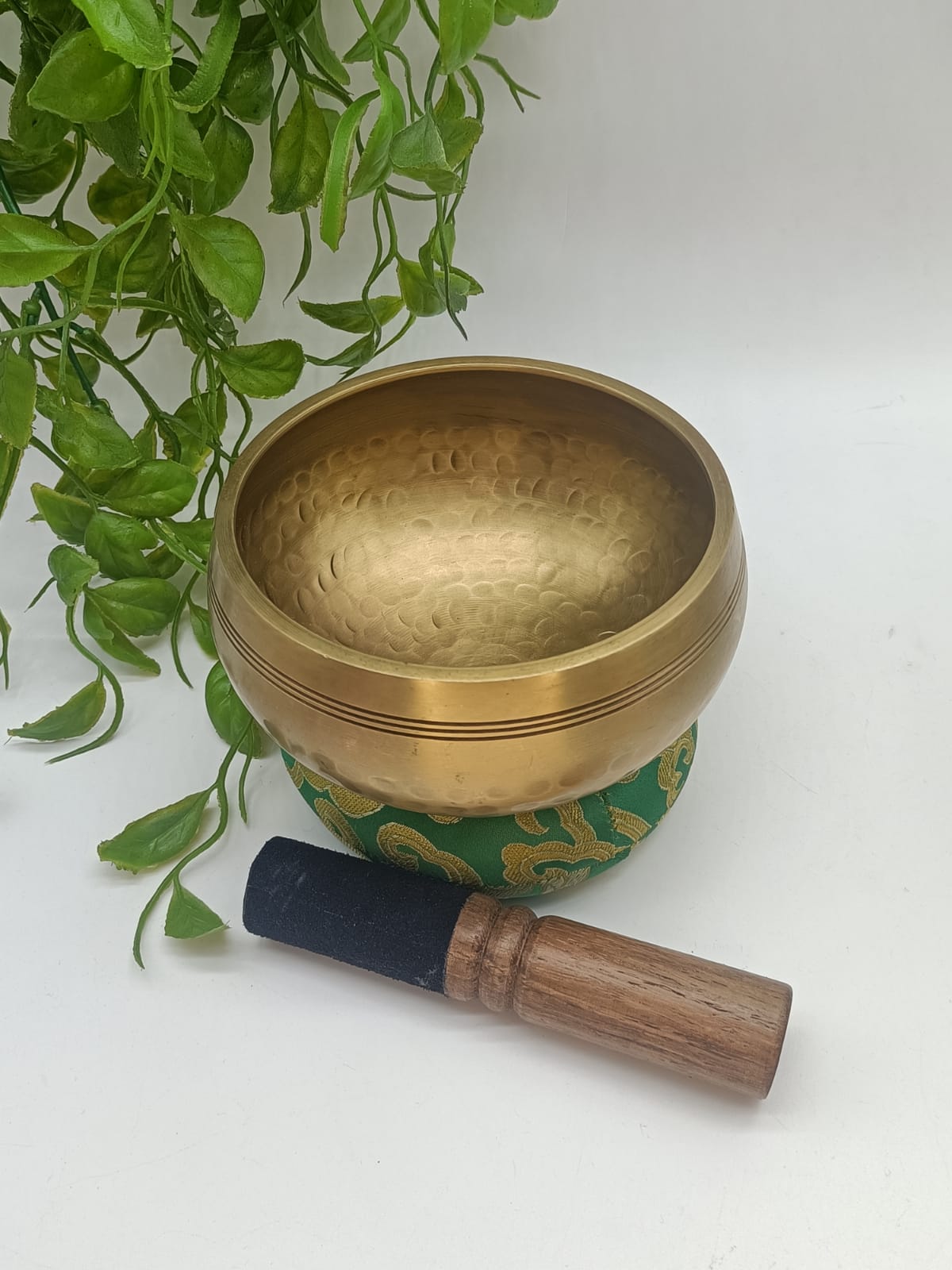 Tibetan Sound Healing Bowl 4.5 Inch D Note - Sacral Chakra Crystal Wellness