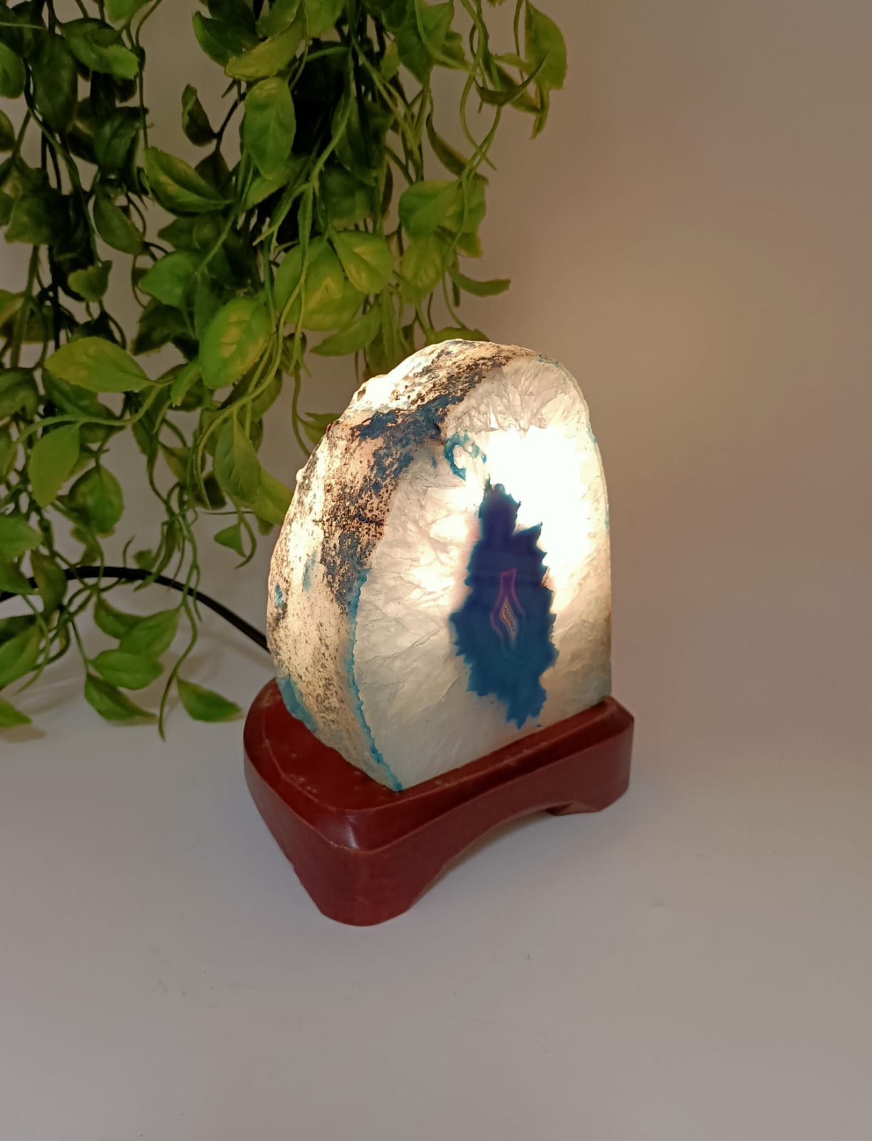 Blue Agate Lamp 1603g Crystal Wellness