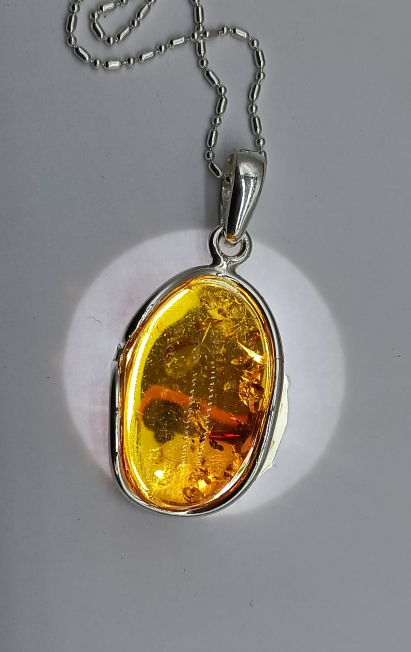 Genuine Baltic Amber 925 Sterling Silver Pendant 5.78g Crystal Wellness