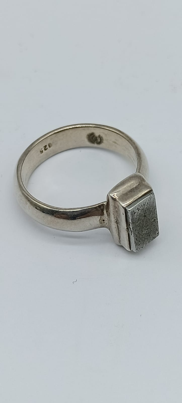 Gibeon Meteorite 925 Sterling Silver Ring Size 5