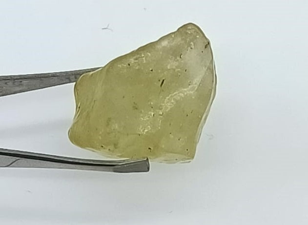 Authentic Libyan Desert Glass Q1 High Grade Golden Ray 9.05 Grams