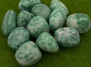 Lushan Jade Tumbled Stone Crystal Wellness