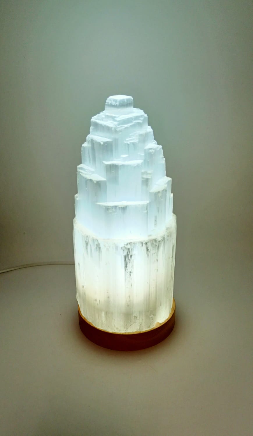Complete Set of Selenite Lamp 20-24cm with LED Base
