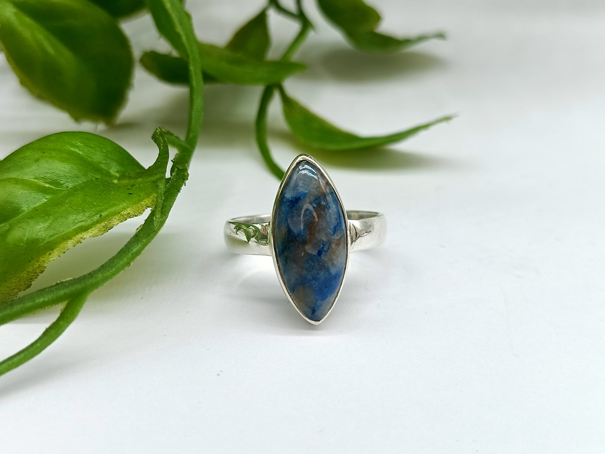 Quantum store quattro ring