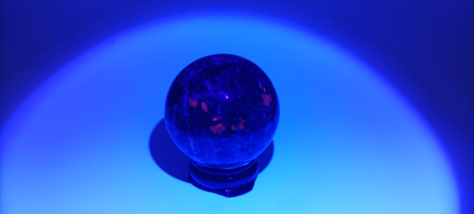 Yooperlites the Glowing Spheres