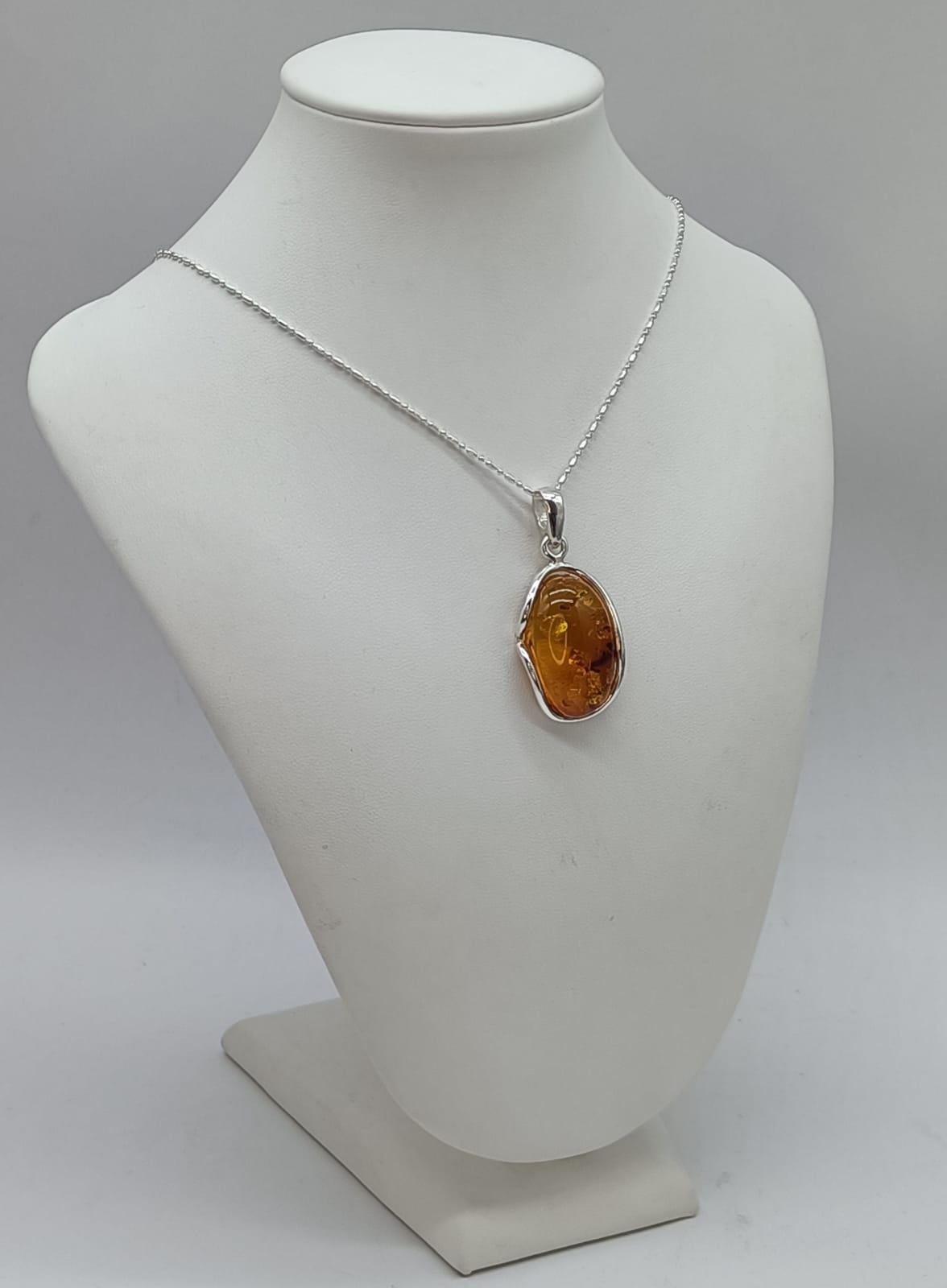 Genuine Baltic Amber 925 Sterling Silver Pendant 5.78g Crystal Wellness