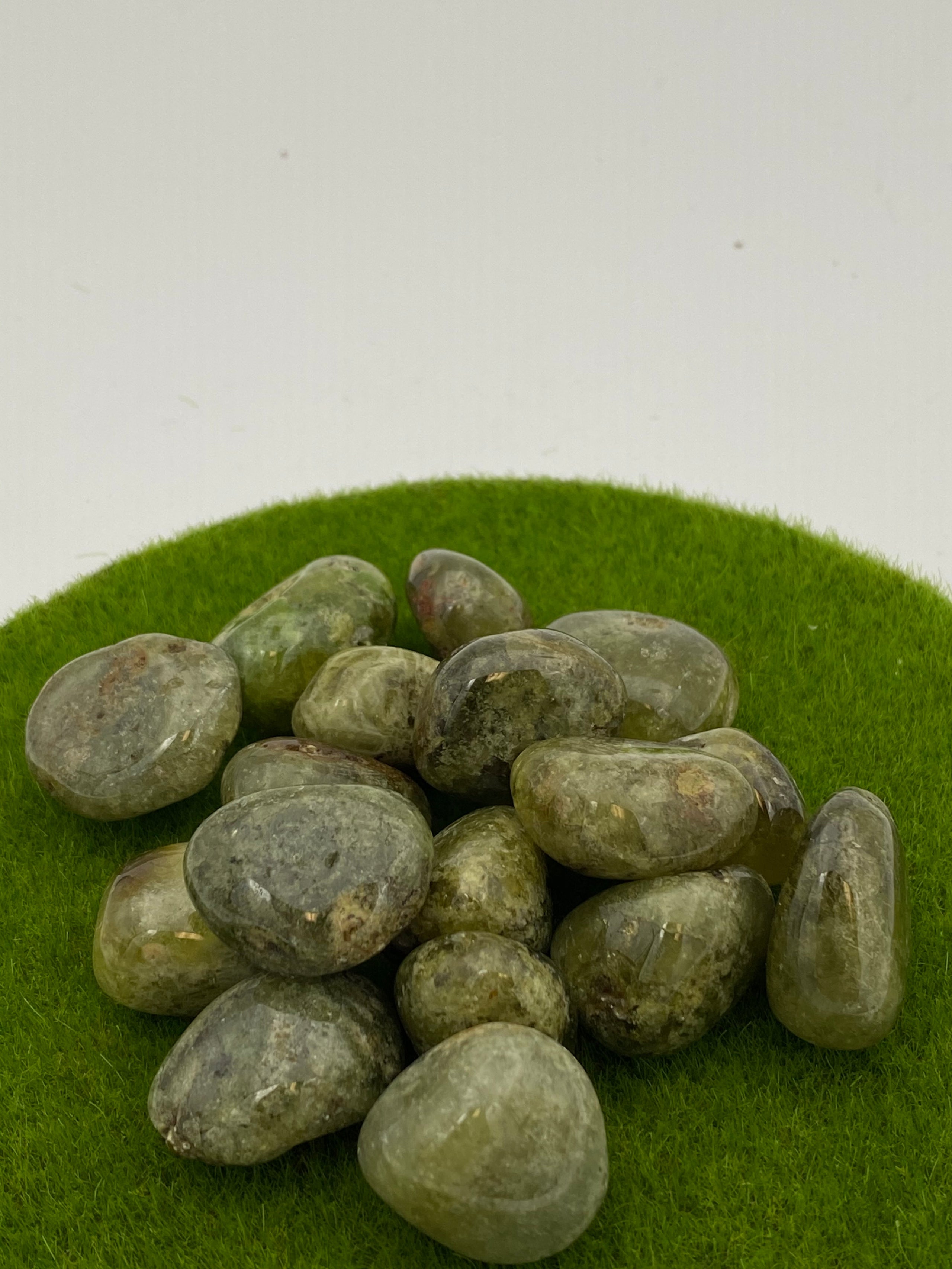Green Garnet Tumbled Stone